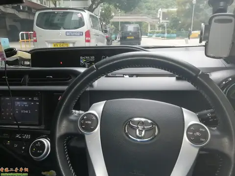 Toyota Prius C 