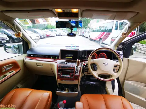 Nissan Elgrand 全部新换意大利牛皮橙色