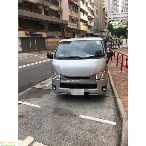 Toyota Hiace 