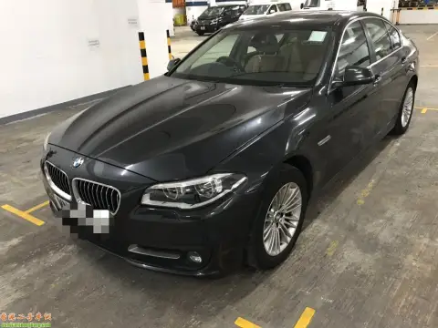 BMW 520i 