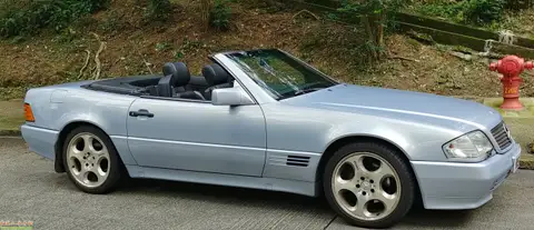 Mercedes Benz SL320 
