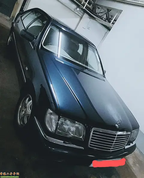 Mercedes Benz S600 V12 engine