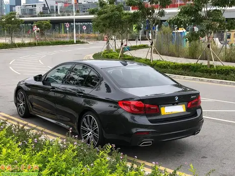 BMW 520i 520IA saloon M Sport edition (G30)