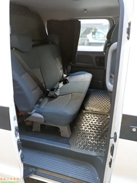 Hyundai H-1 VAN 