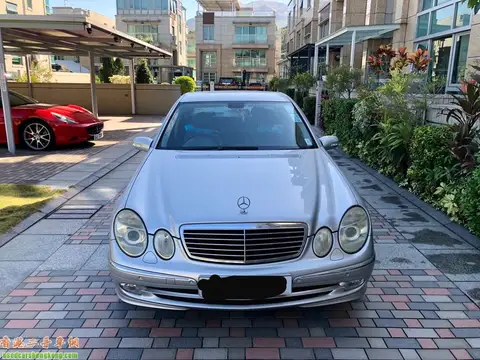 平治 E-Class E240