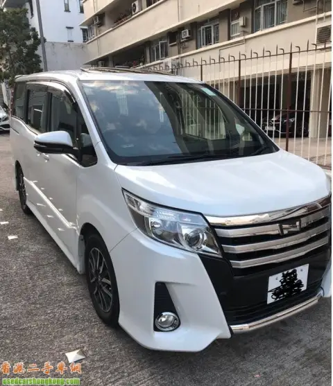 Toyota Noah 