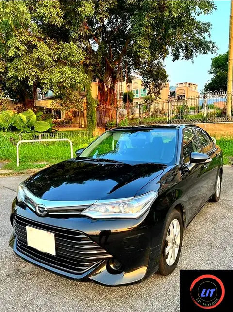 Toyota Corolla AXIO DELUXE 1.5