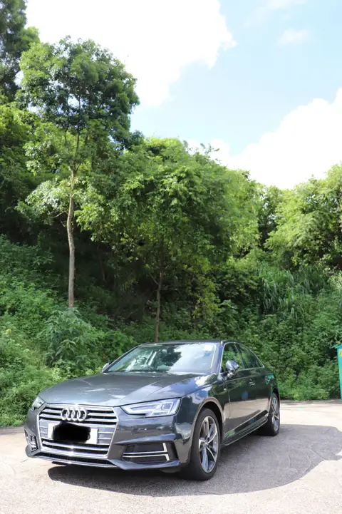 Audi A4 Audi A4 30TFSI S LINE Auto