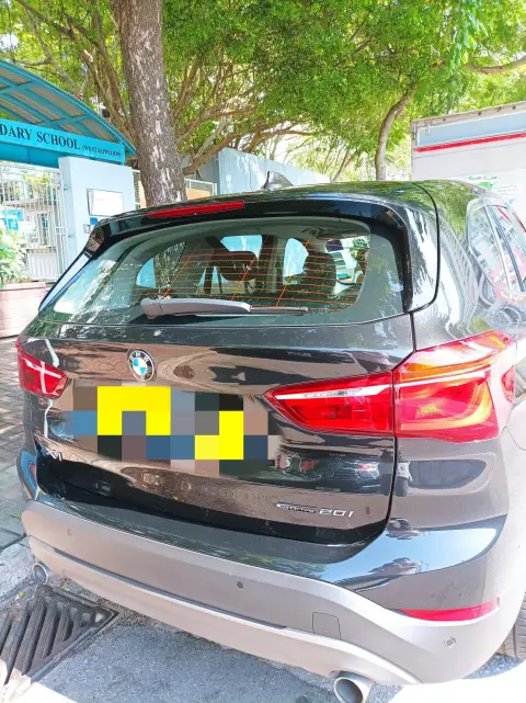 BMW X1 .