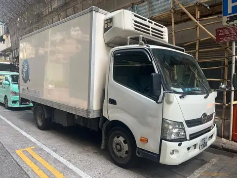 三菱 3000 GT 5.5 HINO