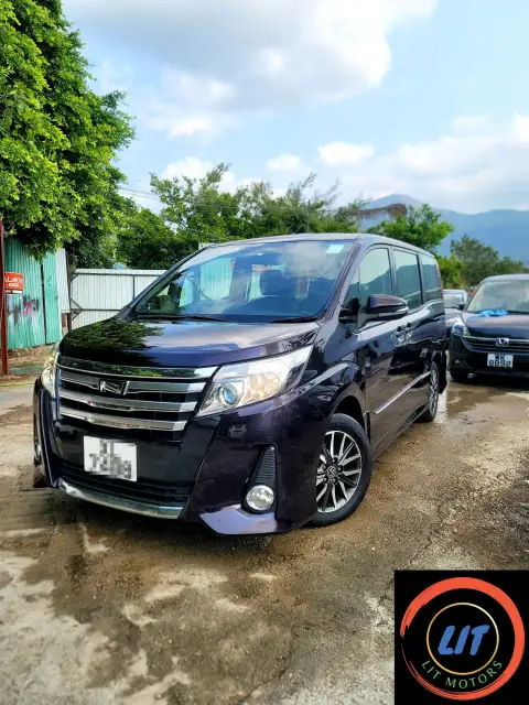 豐田 Noah DELUXE 2.0 AT