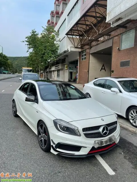 Mercedes Benz A-Class A35 AMG
 A250 spotr amg 