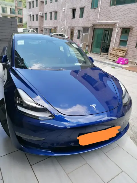 Tesla Model 3 SR