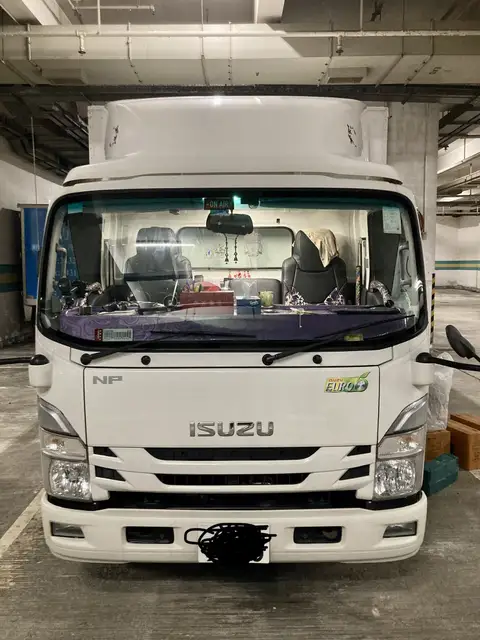 Isuzu NPR 5.5