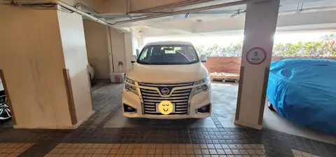 Nissan Elgrand 2.5