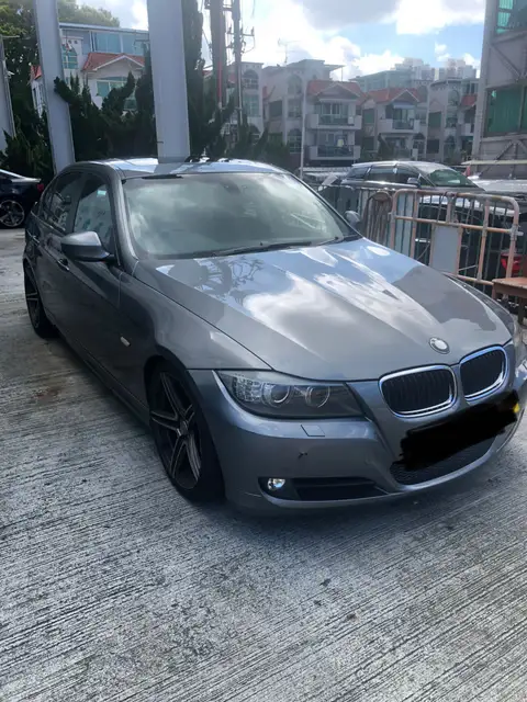BMW 3 Series 320i