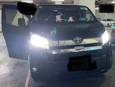 Toyota Hiace Hiace 300 Deluxe Edition 3.0 E