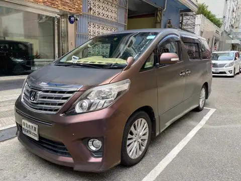 Toyota Alphard 2.4