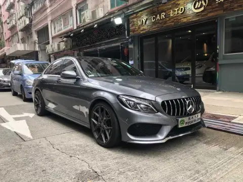 Mercedes Benz C-Class C200 AMG