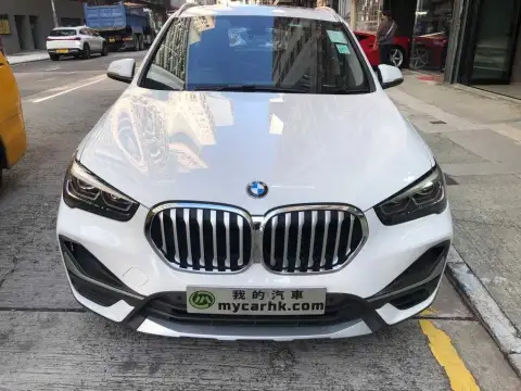 BMW X1 SDRIVE18iA XLINE