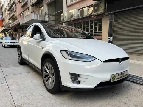 Tesla Model X 75D