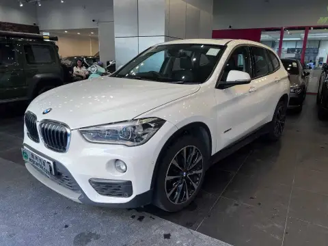 BMW X1  X1 SDRIVE18iA