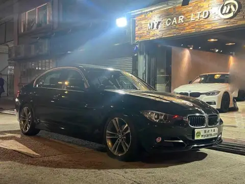 BMW 3 Series 320i SPORT