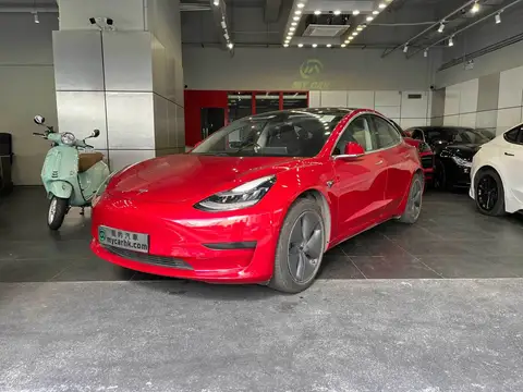 Tesla Model 3 SR