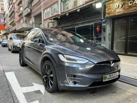 Tesla Model X 90D