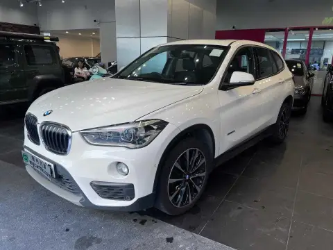 BMW X1  X1 SDRIVE18iA