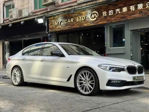 BMW 5 Series 530i