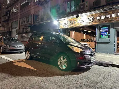 Toyota Ractis Verso