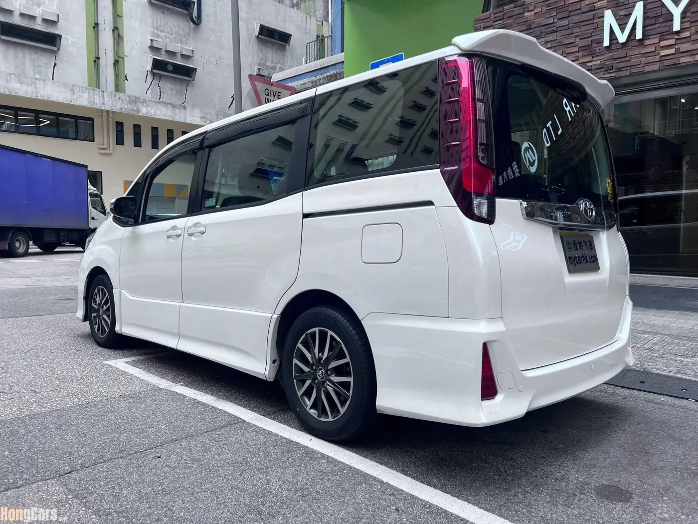 2015年 二手Toyota Noah 80 DELUXE 出售 #3