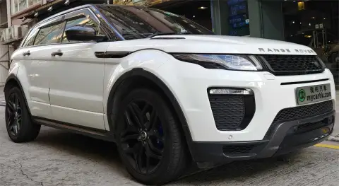 越野路華 Evoque HSE DYN P240