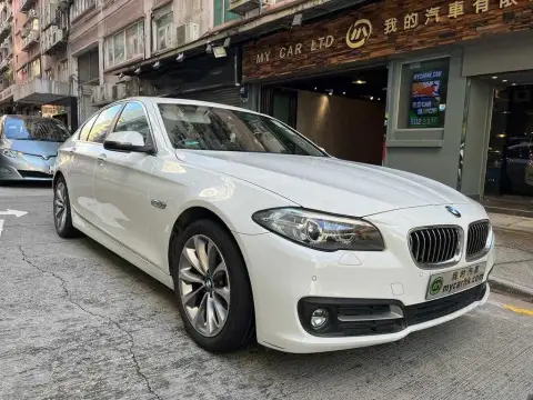 BMW 5 Series 520i  520iA SALOON