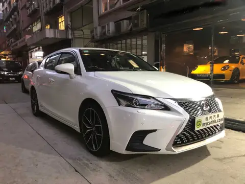 Lexus CT 200H HYBRID