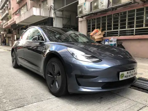 Tesla Model 3 SR
