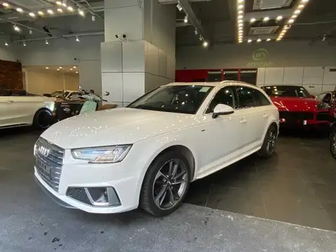 Audi A4 40TFSI SLINE AVANT