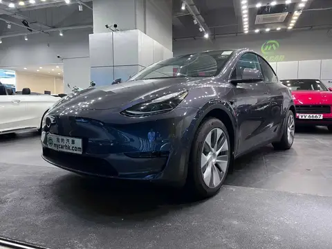 Tesla Model Y
 SR