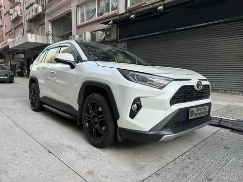 Toyota Rav4 DELUXE