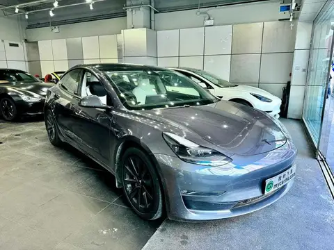 Tesla Model 3 LR
