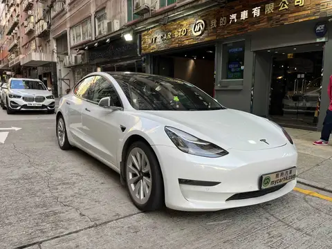 Tesla Model 3 SR PLUS