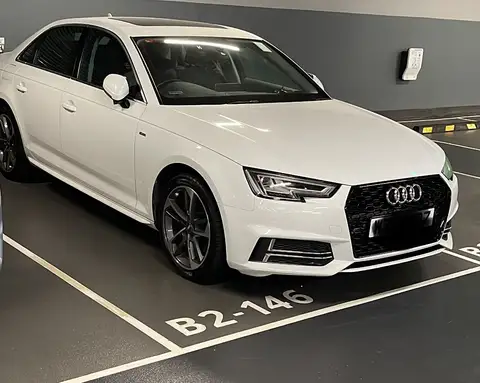 Audi A4 30TSFI S Line