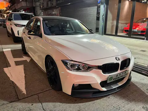 BMW 3 Series 320i F30 320i