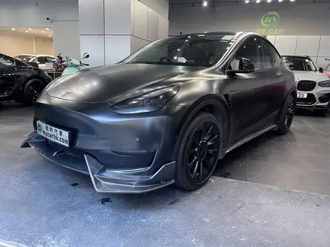 Tesla Model Y MODEL Y SR