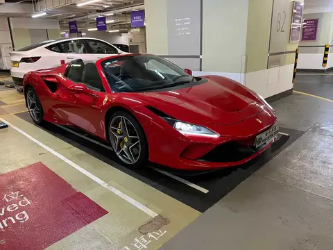 法拉利 F8 Spider F8 spider