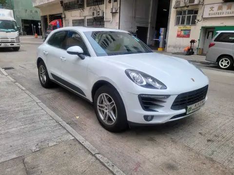 Porsche Macan S