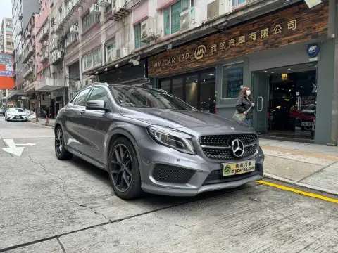 Mercedes Benz GLA-Class GLA 250 GLA250 4MATIC
