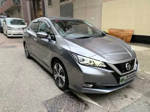 Nissan Leaf LUX