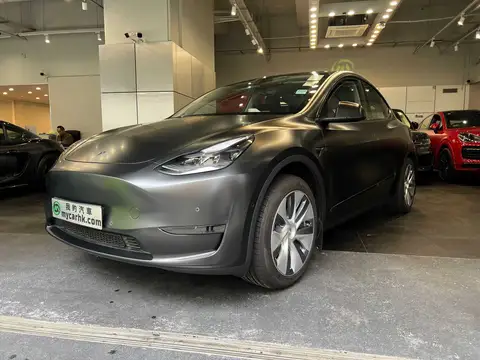 Tesla Model Y SR